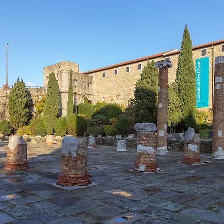 Nuovo Appartamento A San Giusto Trieste Exterior foto